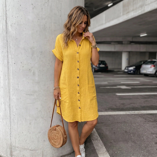 Comment styliser la Robe Boutonnée en Lin avec Poches : du bureau à l'apéro