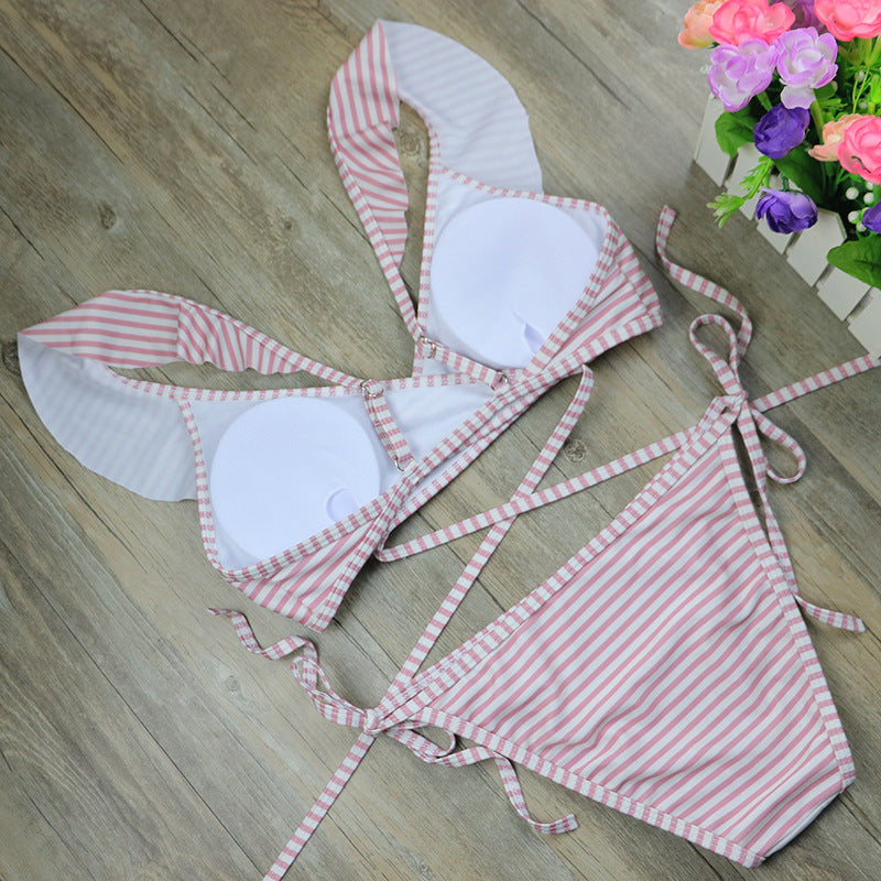 Bikini rayé volanté