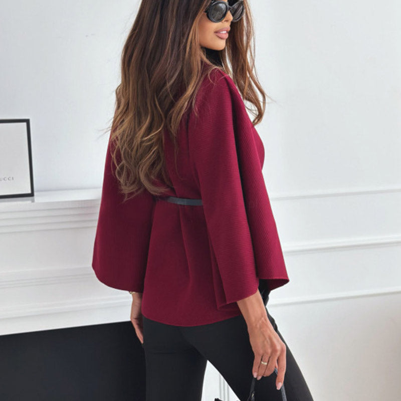 Veste cape élégante ceinturée